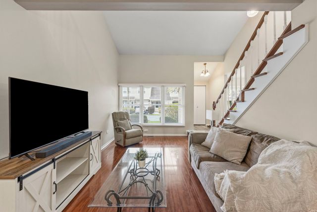 1908 Wisteria Court 2, Naperville, IL 60565