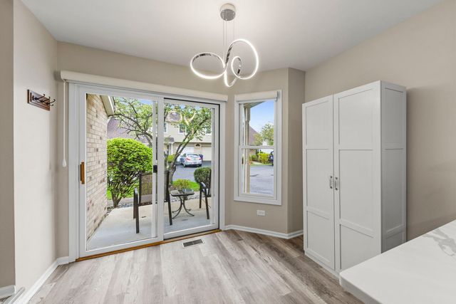 1908 Wisteria Court 2, Naperville, IL 60565
