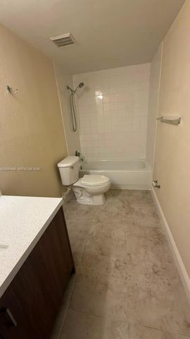 5000 NW 79 AV 113, Doral, FL 33166