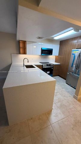 5000 NW 79 AV 113, Doral, FL 33166