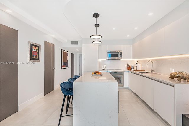 2301 Collins Avenue 1440, Miami Beach, FL 33139