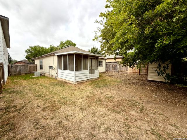 11327 WIDEFIELD LN, San Antonio, TX 78245