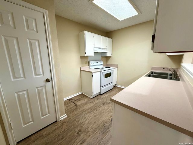 11327 WIDEFIELD LN, San Antonio, TX 78245