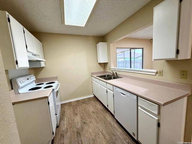 11327 WIDEFIELD LN, San Antonio, TX 78245