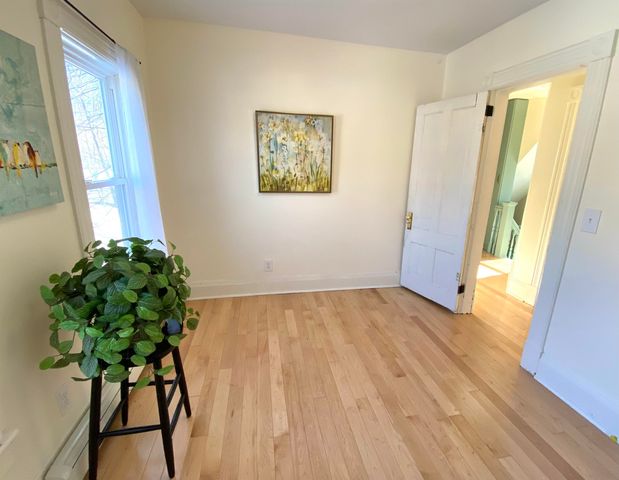 7 Union Street, Brattleboro, VT 05301