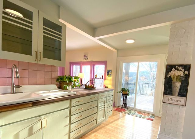 7 Union Street, Brattleboro, VT 05301