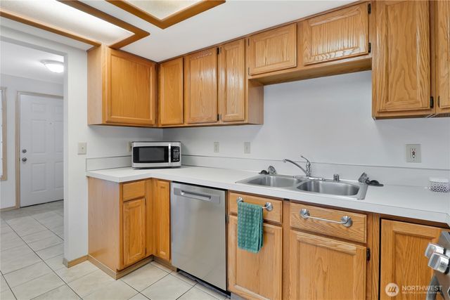 6232 22nd Avenue SE, Lacey, WA 98503