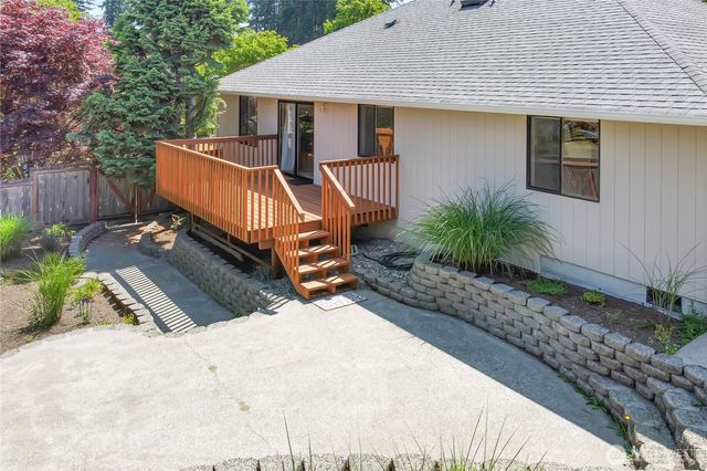 6232 22nd Avenue SE, Lacey, WA 98503