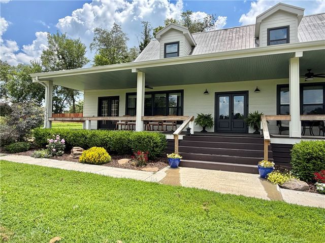 12737 Buddy Elkins Road, Farmington, AR 72730