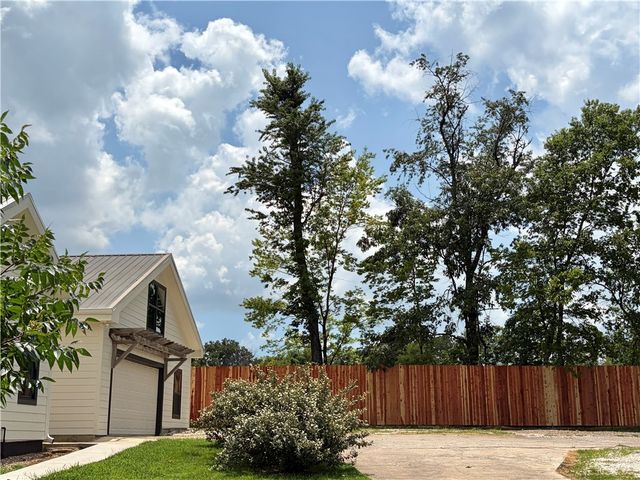 12737 Buddy Elkins Road, Farmington, AR 72730