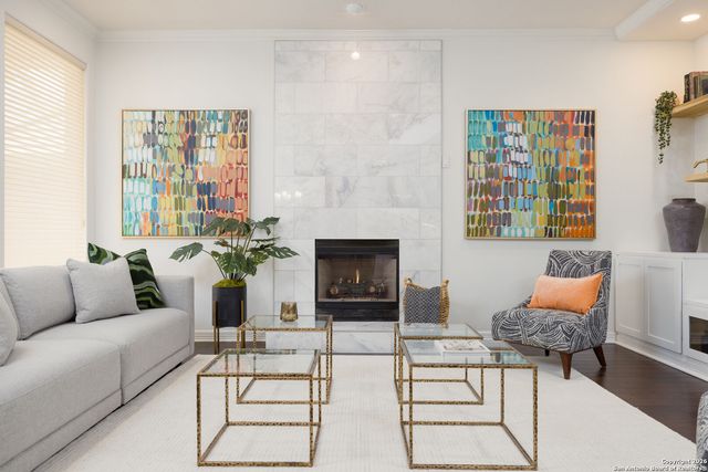 17 Burnham Gln, San Antonio, TX 78257