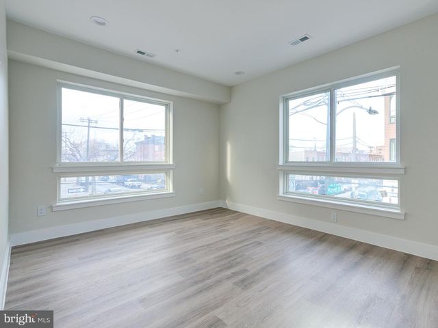 630 MOYER, Philadelphia, PA 19125