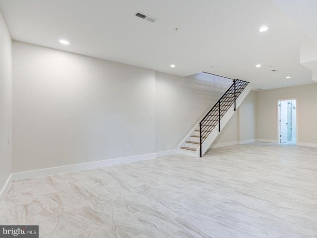 630 MOYER, Philadelphia, PA 19125