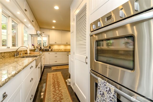 10415 Brook Lane SW, Lakewood, WA 98499