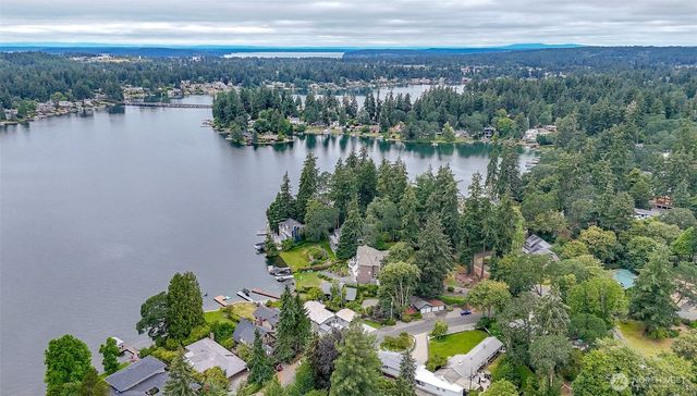 10415 Brook Lane SW, Lakewood, WA 98499