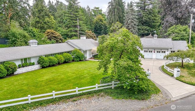 10415 Brook Lane SW, Lakewood, WA 98499