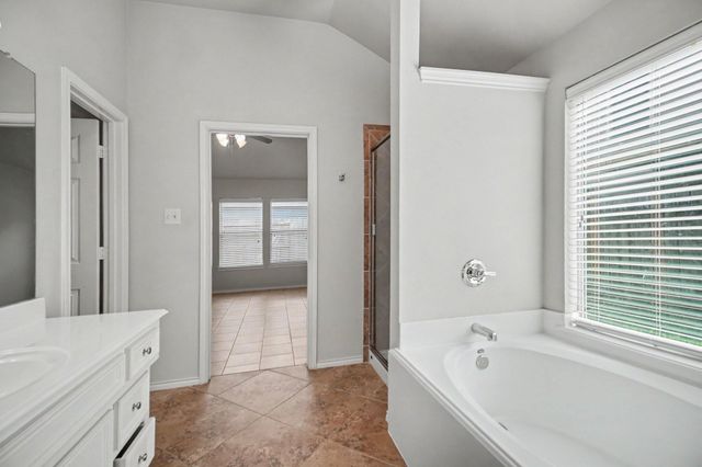 16523 Strathmore Manor Lane, Houston, TX 77090