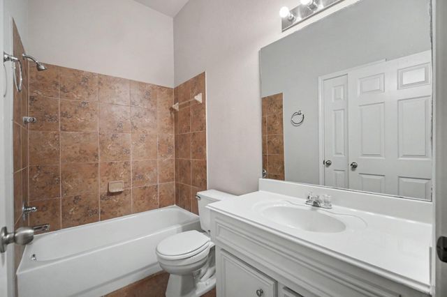 16523 Strathmore Manor Lane, Houston, TX 77090