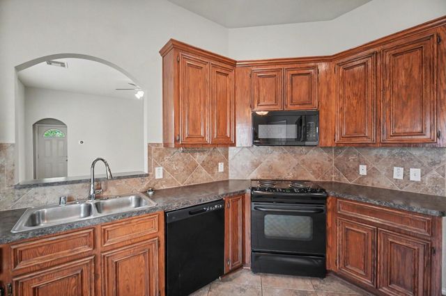 16523 Strathmore Manor Lane, Houston, TX 77090