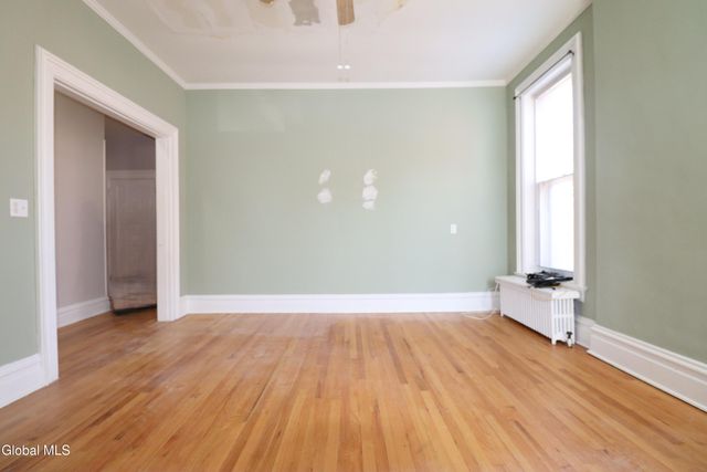 517 3rd Avenue, Troy, NY 12182