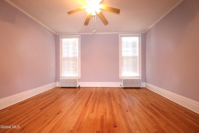 517 3rd Avenue, Troy, NY 12182