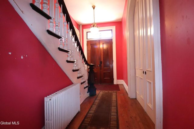 517 3rd Avenue, Troy, NY 12182