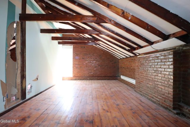 517 3rd Avenue, Troy, NY 12182