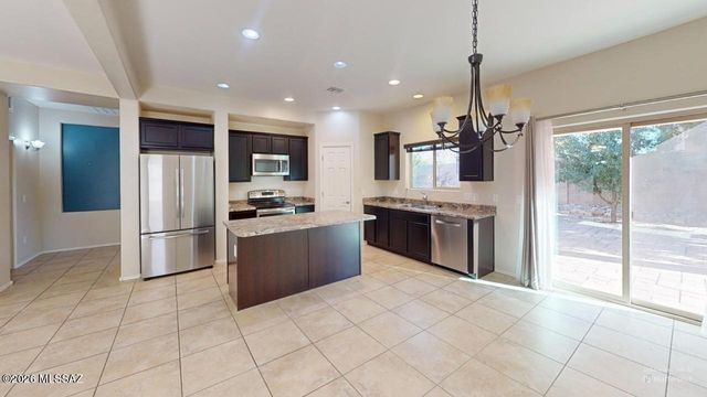 8807 W Irongate Road, Marana, AZ 85653