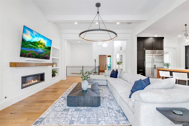 27041 E Long Circle, Aurora, CO 80016