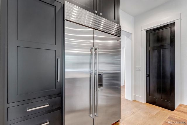 27041 E Long Circle, Aurora, CO 80016