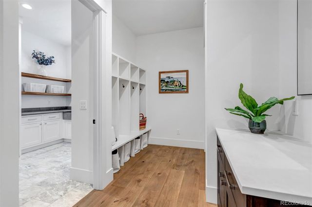 27041 E Long Circle, Aurora, CO 80016