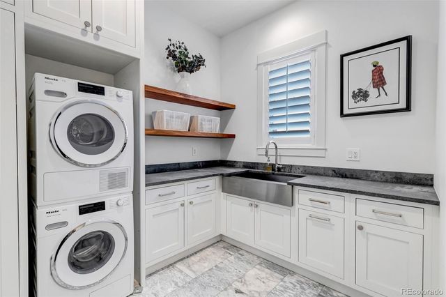 27041 E Long Circle, Aurora, CO 80016