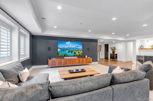 27041 E Long Circle, Aurora, CO 80016