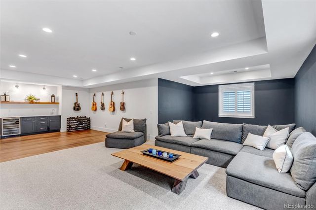 27041 E Long Circle, Aurora, CO 80016
