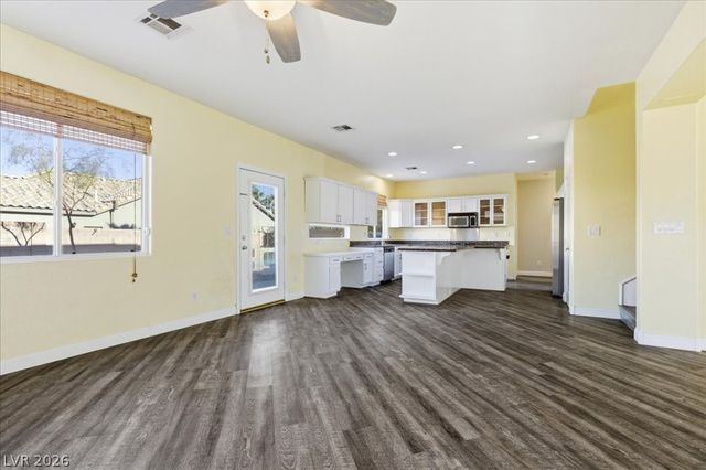 2654 Hourglass Drive, Henderson, NV 89052