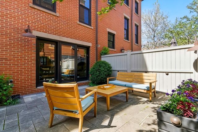 2 Cumston Street 2, Boston, MA 02118