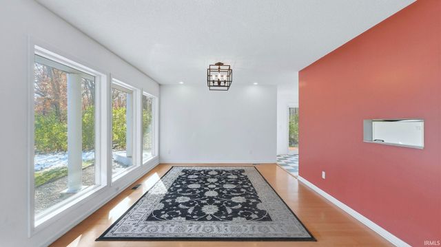 6433 Sheffield Cove, Fort Wayne, IN 46804