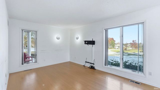 6433 Sheffield Cove, Fort Wayne, IN 46804