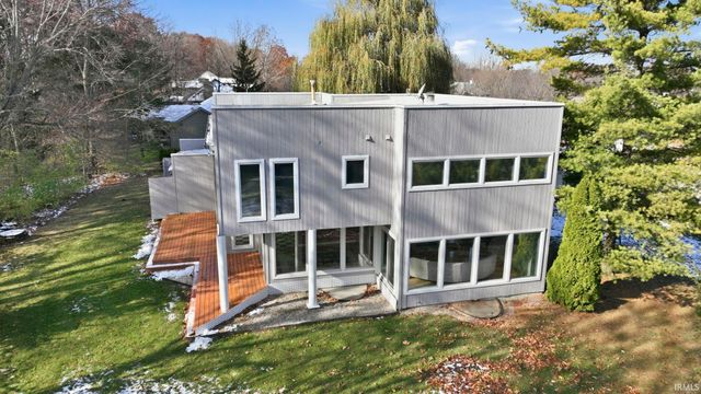 6433 Sheffield Cove, Fort Wayne, IN 46804