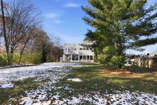 6433 Sheffield Cove, Fort Wayne, IN 46804