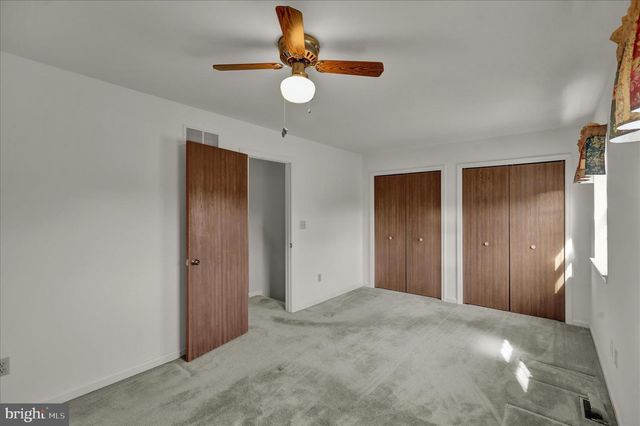 1107 HAMPDEN DR, Strasburg, PA 17579