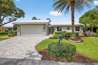 5527 Cameo Drive N, Boca Raton, FL 33433