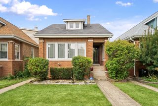 5650 N Mason Avenue, Chicago, IL 60646