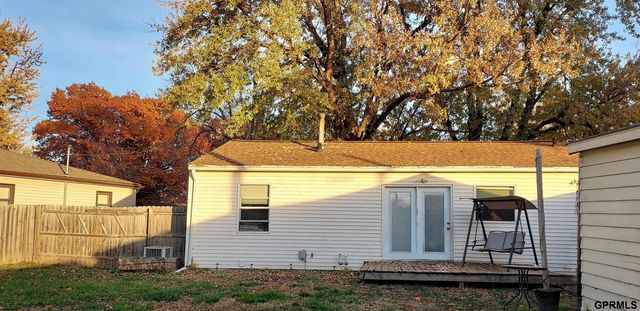 1306 N 19th Street, Council Bluffs, IA 51501