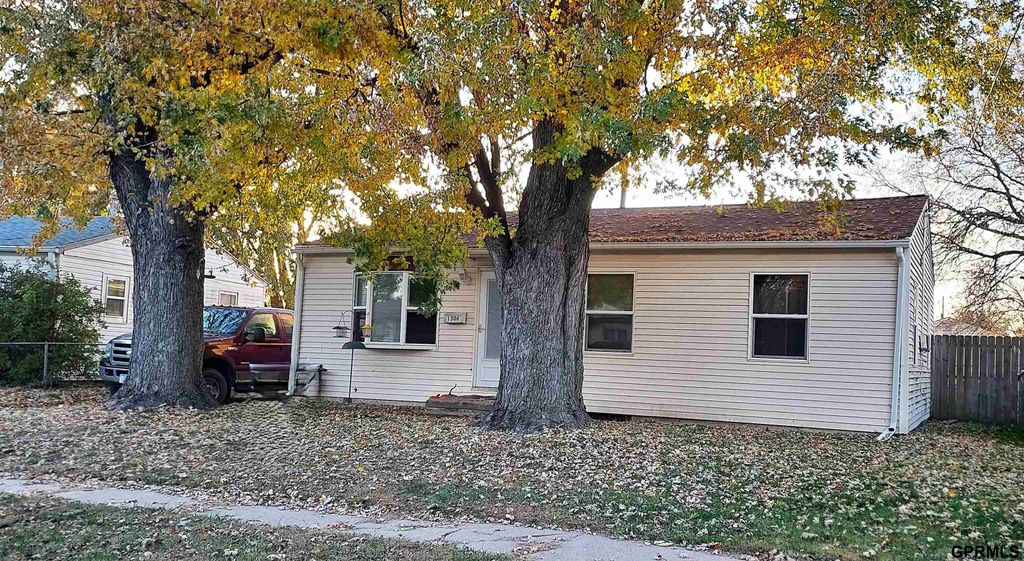 1306 N 19th Street, Council Bluffs, IA 51501