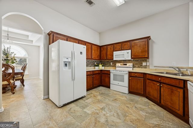 207 Yellowood Drive, Kingsland, GA 31548