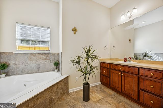 207 Yellowood Drive, Kingsland, GA 31548