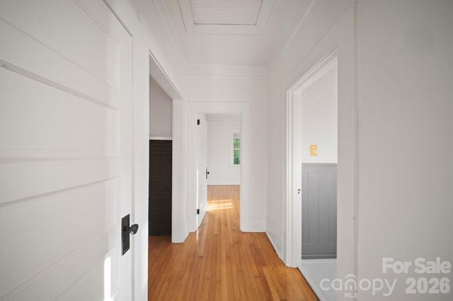 124 State Street, Asheville, NC 28806