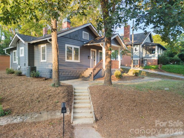 124 State Street, Asheville, NC 28806