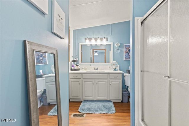 12207 Reedy Creek Road, Bristol, VA 24202